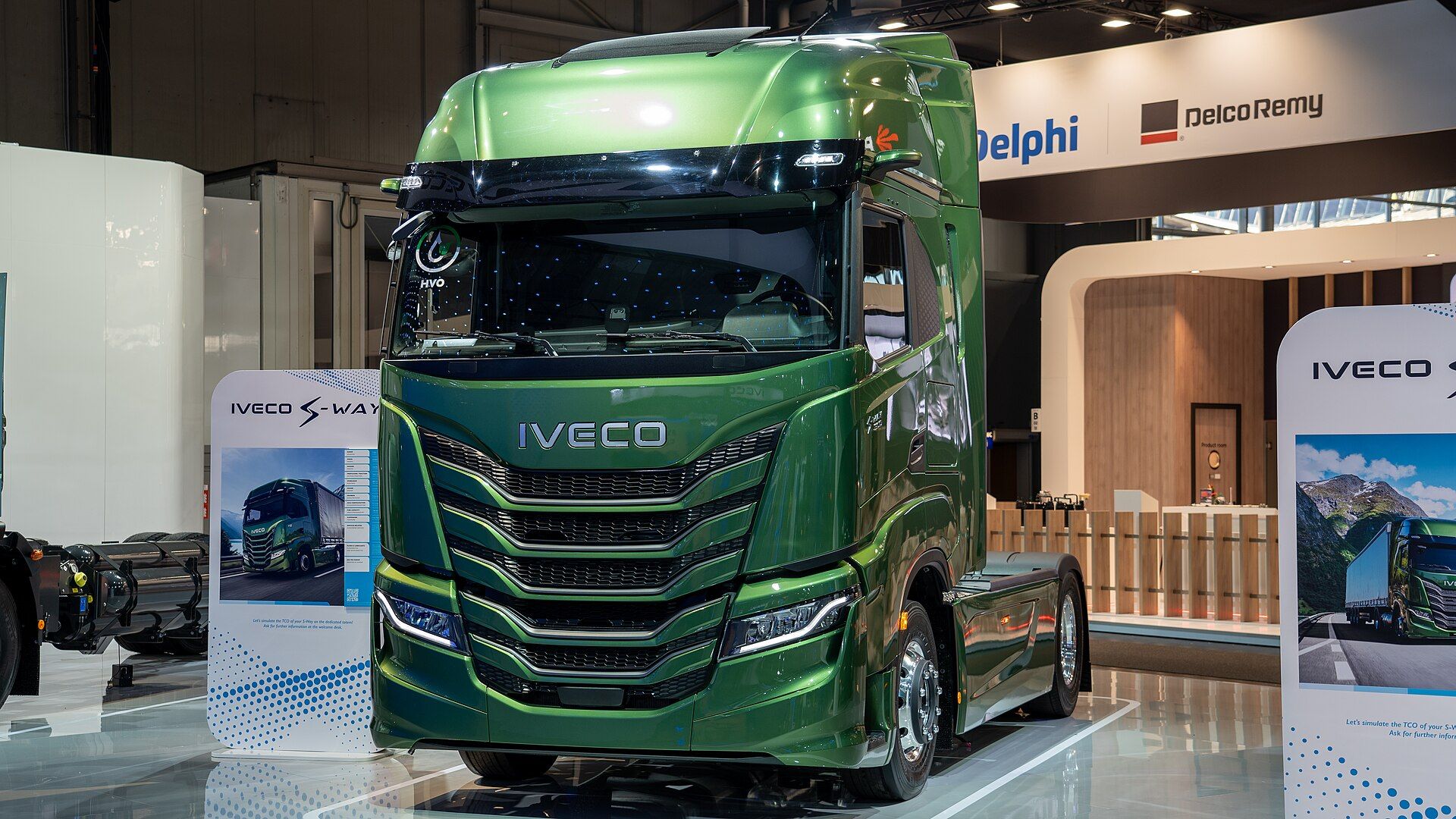 Green Iveco S-Way 500 tractor unit with an HVO badge on the windscreen, on the IVECO stand at IAA Transportation 2024